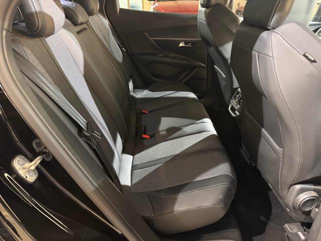 PEUGEOT 3008 BlueHDi 130 S&S EAT8 Allure Pack
