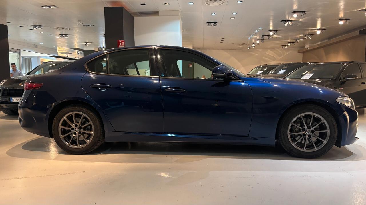 ALFA ROMEO GIULIA 2.2 160CV - 2019
