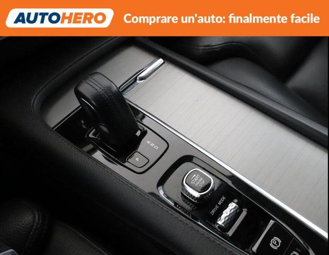 VOLVO XC90 B5 (d) AWD Geartronic 7 posti Momentum Pro