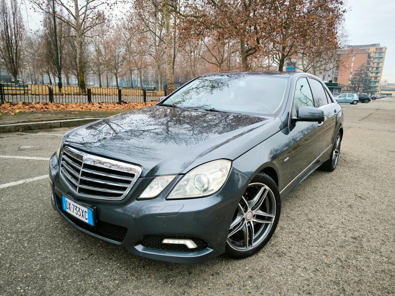Mercedes-benz E 220 CDI BlueEFFICIENCY Avantgarde AMG