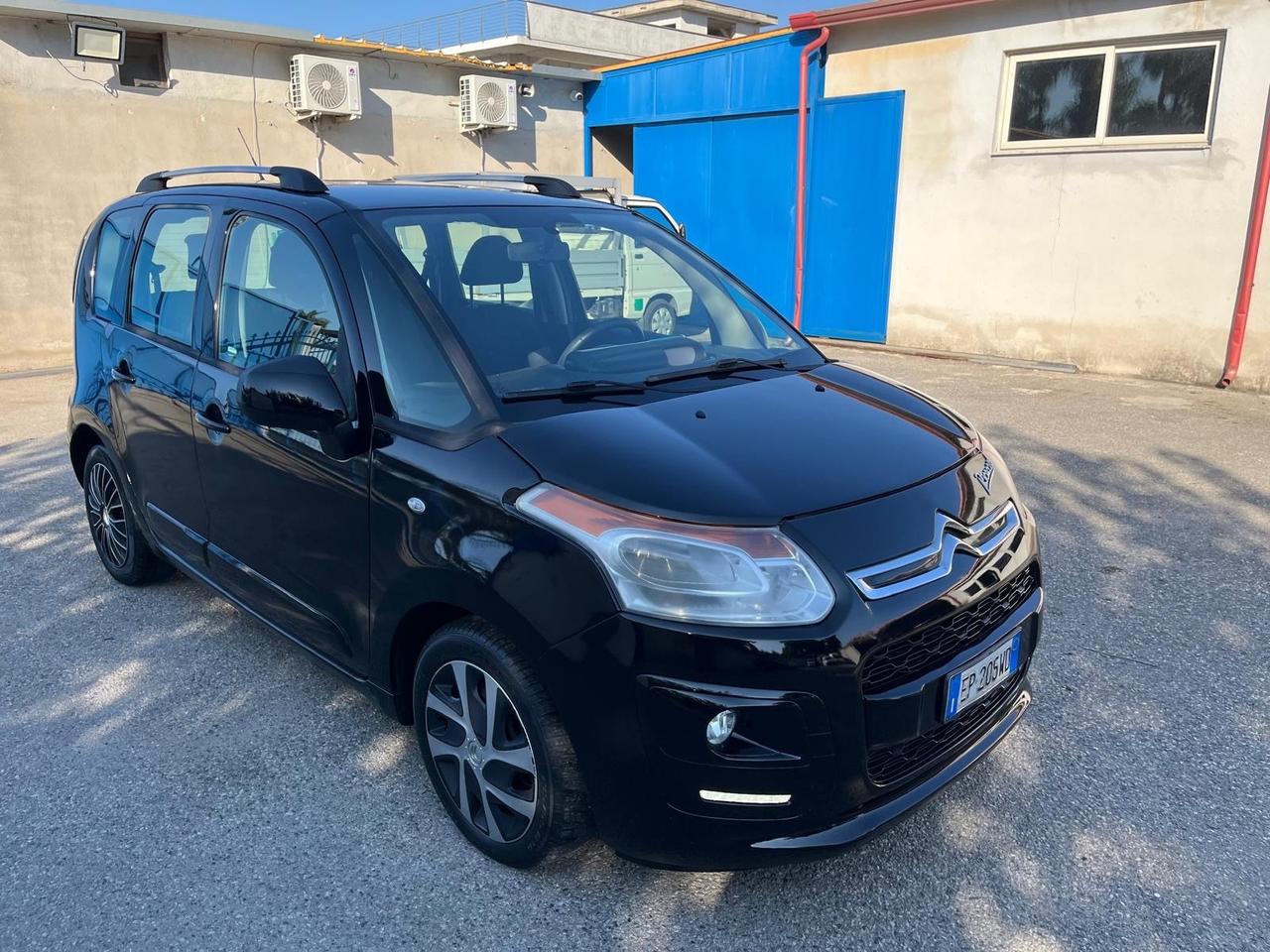 Citroen C3- Picasso -1.6 hdi - full-2013