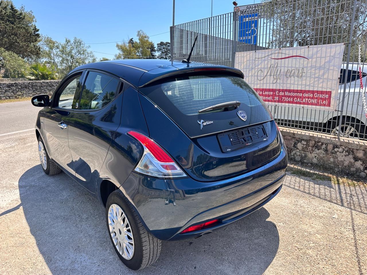 Lancia Ypsilon 5 porte Ecochic Gold-2016