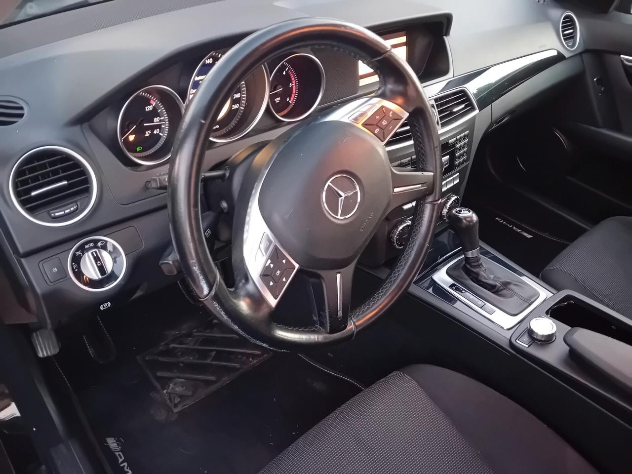 Mercedes-benz C 200 CDI BlueEFFICIENCY Elegance