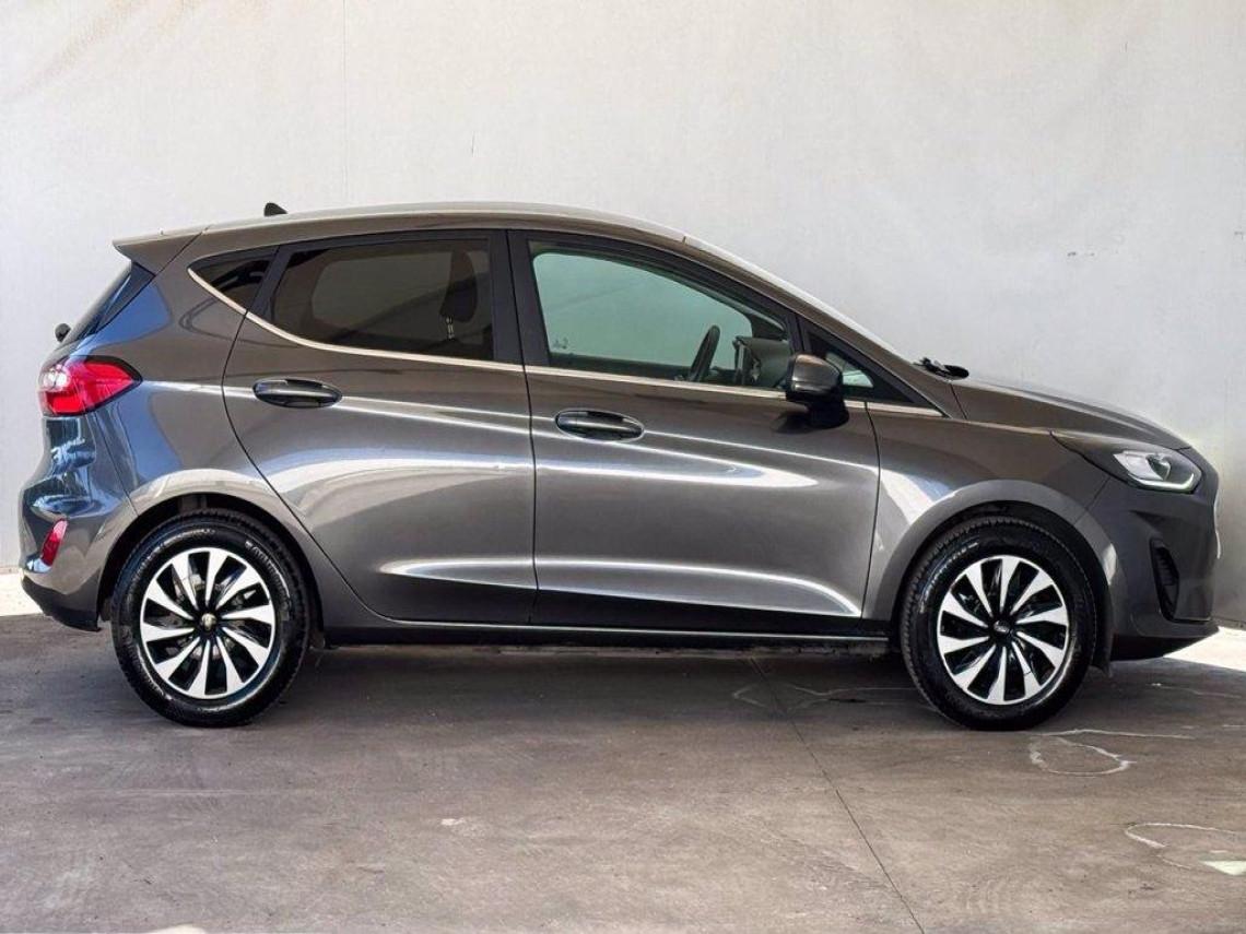 FORD Fiesta 5p 1 1 titanium 75cv