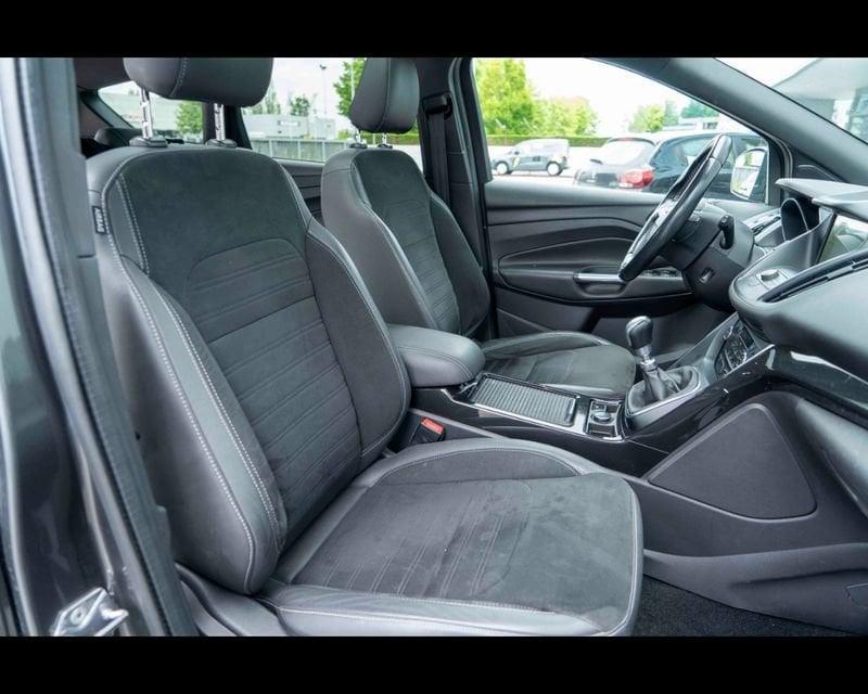 Ford Kuga 2ª serie 1.5 TDCI 120 CV S&S 2WD ST-Line