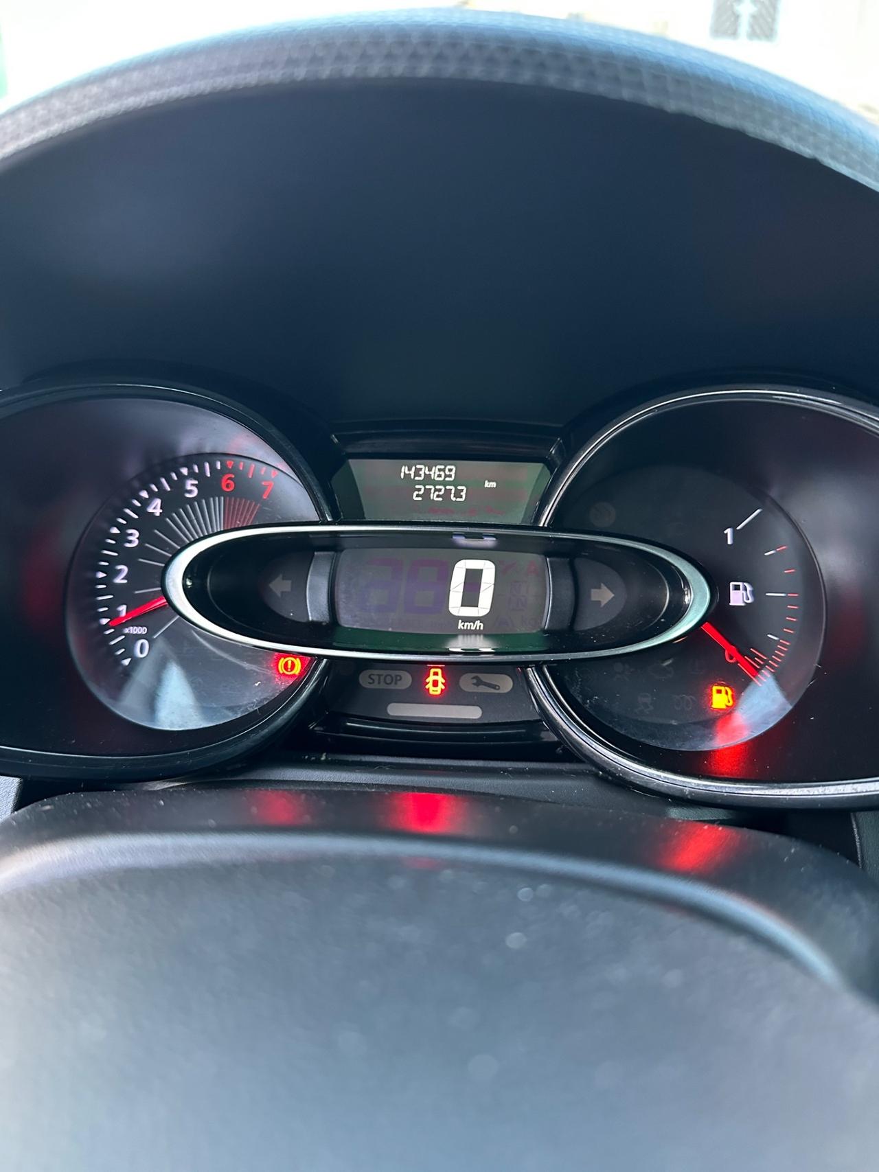 Renault Clio 1.2 75CV 5 porte Zen