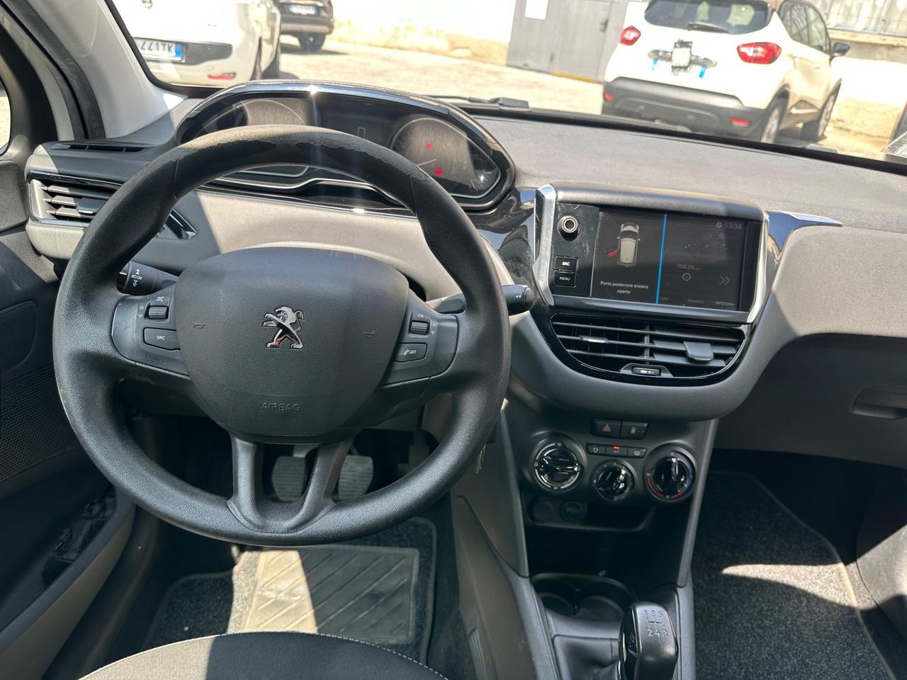 Peugeot 208 PureTech 82 5p. GPL NEOPATENTATI