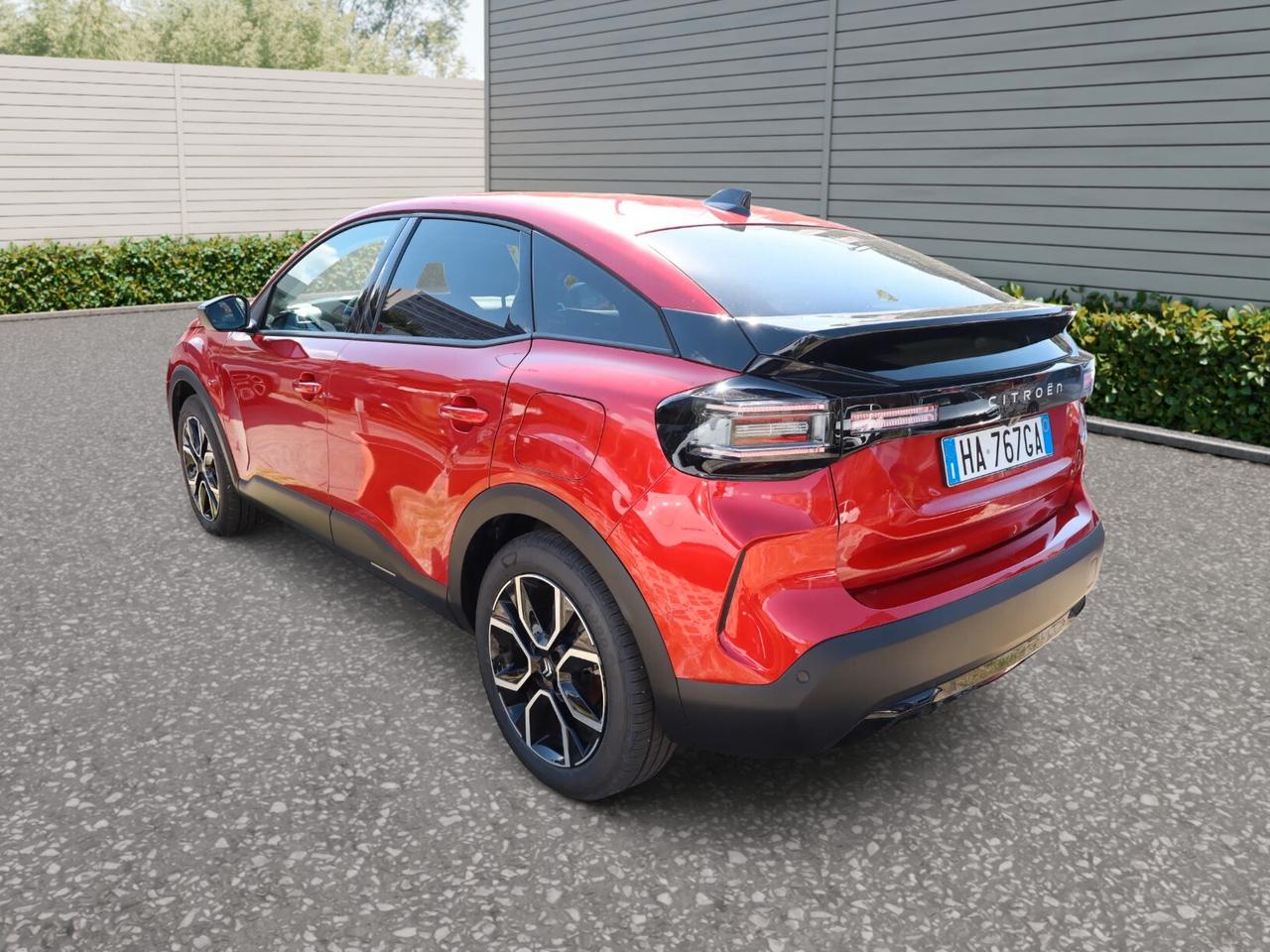 CITROEN C4 1.2cc Hybrid 145cv e-dcs6 Max