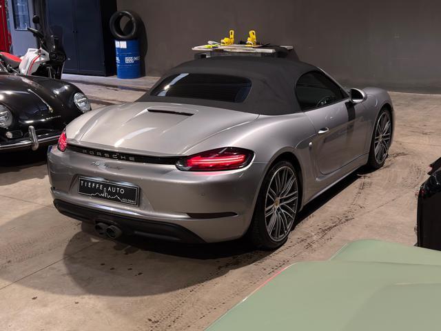 PORSCHE 718 Spyder 2.0