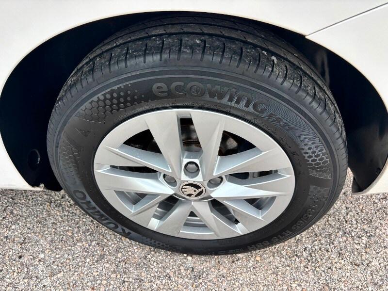 SKODA Fabia 4ª serie Fabia 1.0 MPI 80 CV Ambition