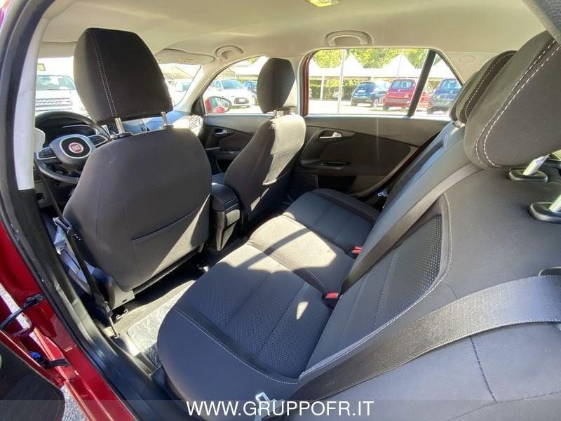 FIAT Tipo (2015-->) 1.6 Mjt S&S SW Lounge