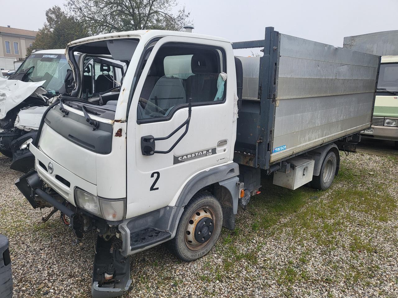 Nissan Cabstar 28.10 3.0 Tdi cassone ribaltabile