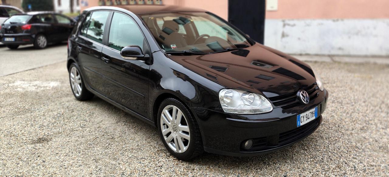 Volkswagen Golf 2.0 16V TDI 4mot 5p Sportline