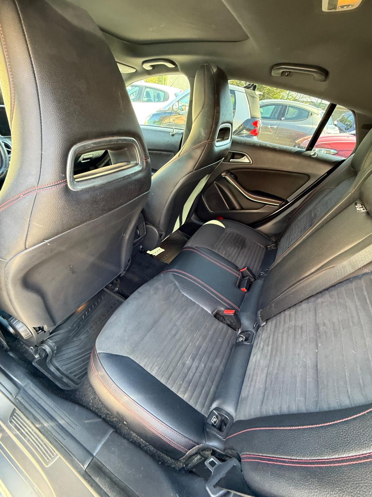 Mercedes-benz CLA 200 d Automatic Premium