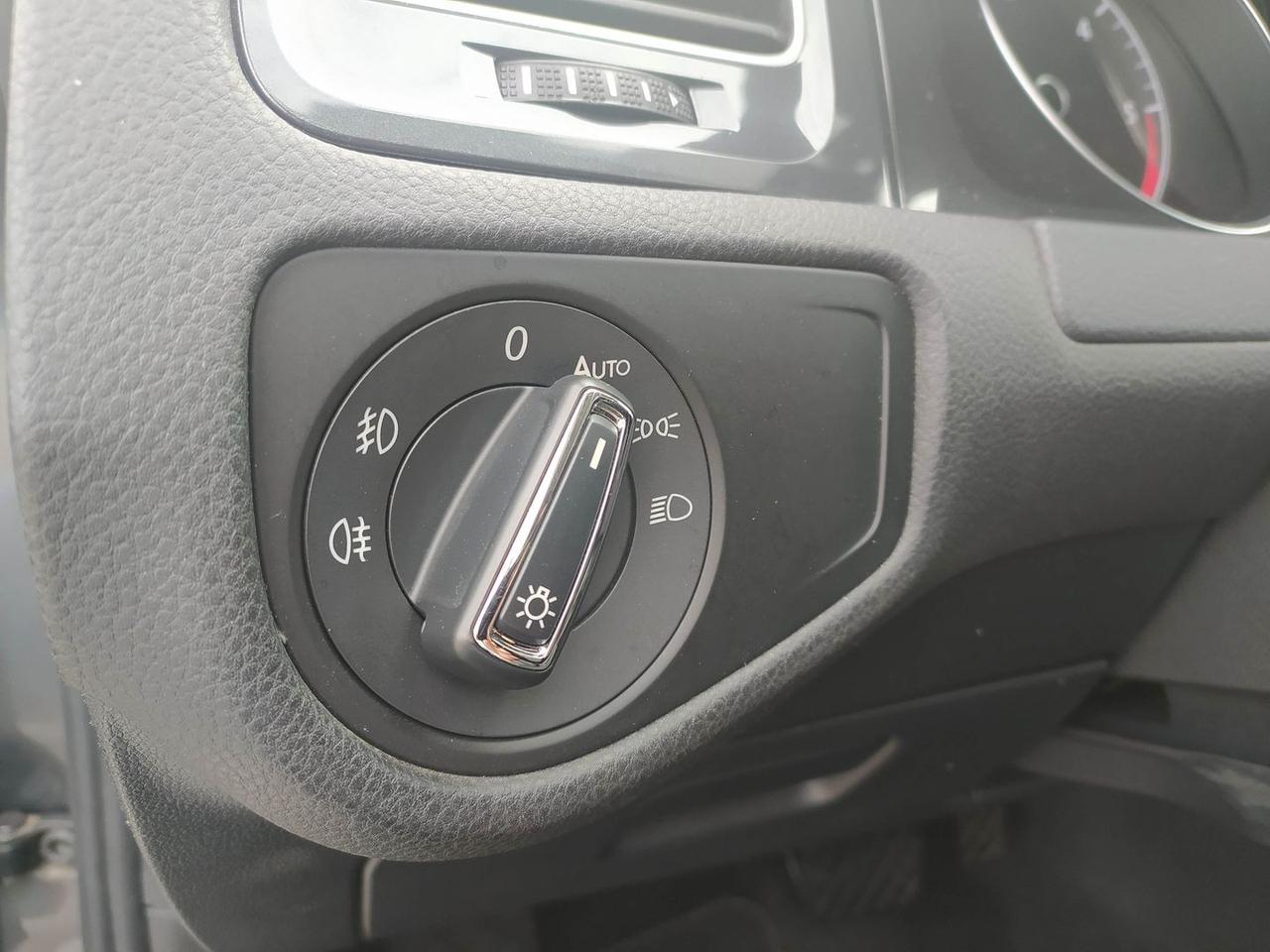 Volkswagen Golf Business 1.6 TDI BlueMotion #11156