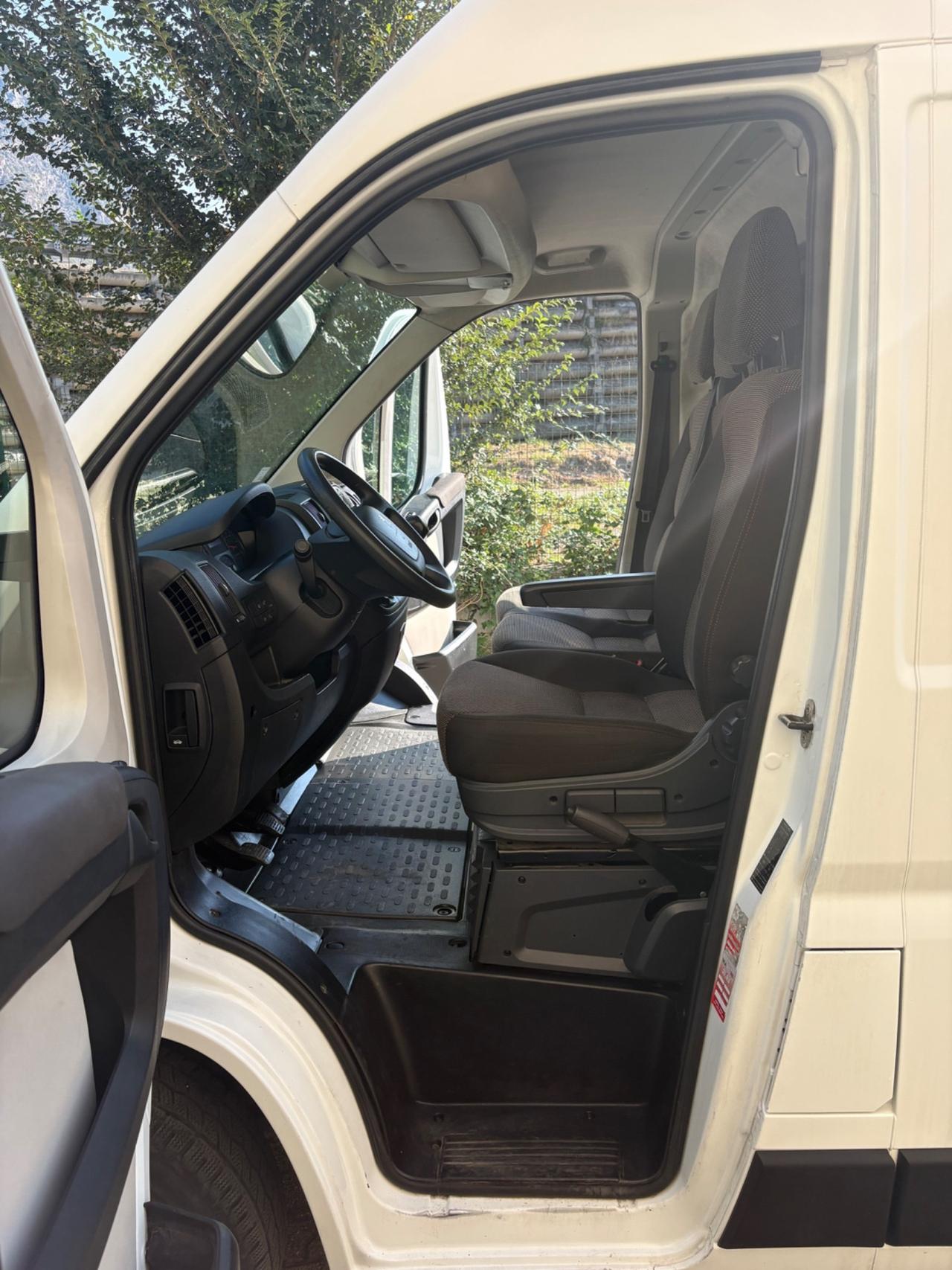 Peugeot Boxer 2.0 hdi 130cv 335-L2H2