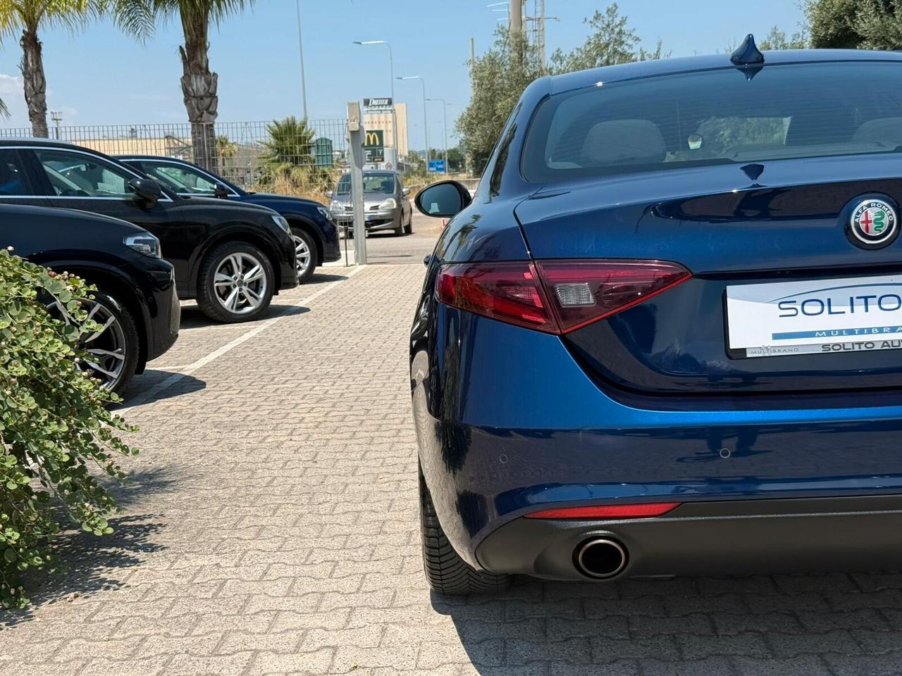 Alfa Giulia 2.2 160 CV AT8 Super Manuale Blu Monte Carlo