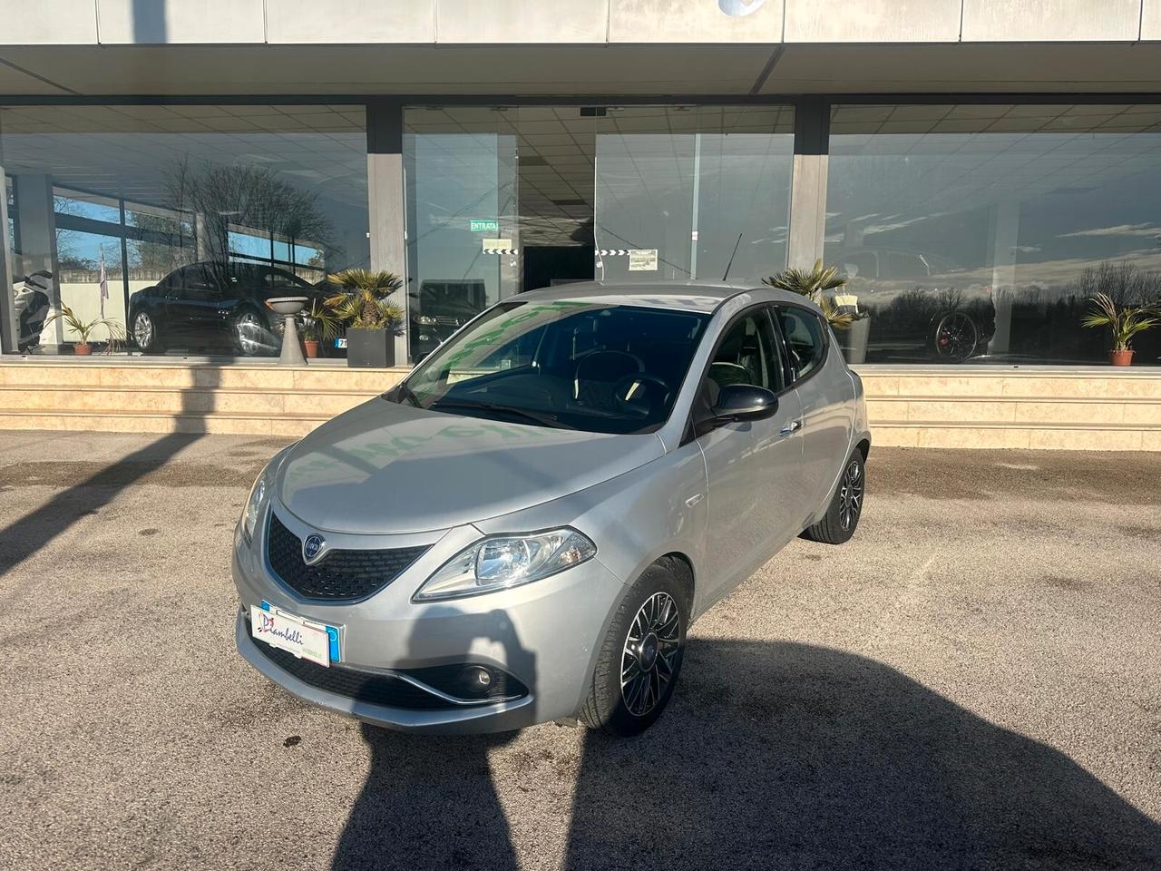 Lancia Ypsilon 1.2 GPL 69 CV 5 porte Platinum NEOPATENTATI
