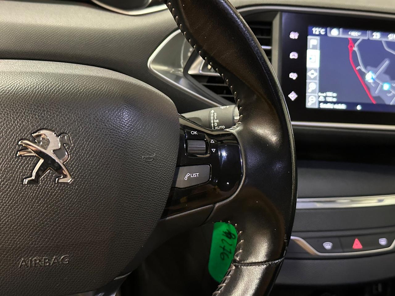 Peugeot 308 BlueHDi 120 S&S SW Allure