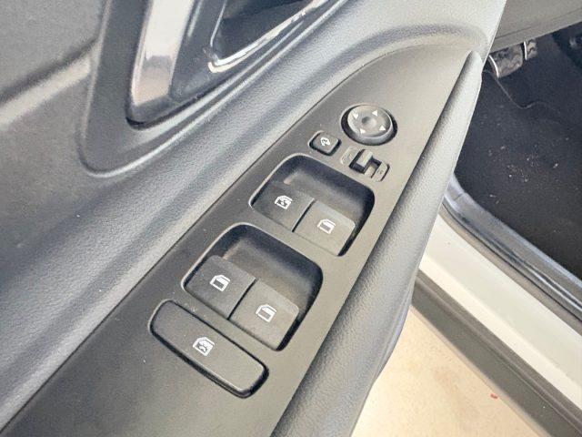 HYUNDAI Bayon 1.0 T-GDI Hybrid 48V DCT XClass IBRIDA OK NEOPATEN