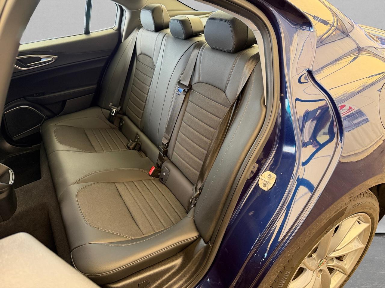 Alfa Romeo Giulia 2.2 t Sprint 160cv auto