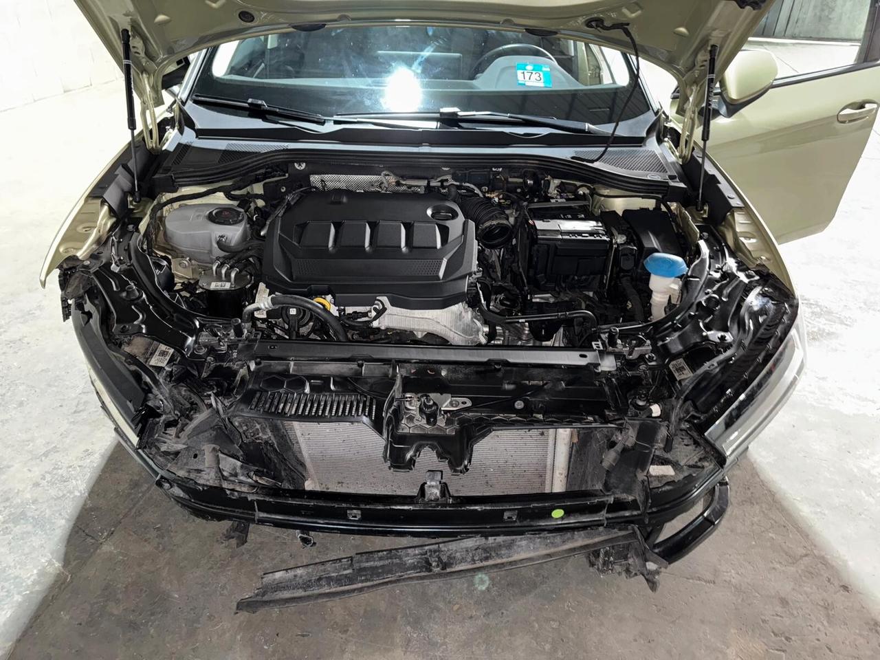 Skoda Superb Wagon 2.0 tdi Style 150cv dsg