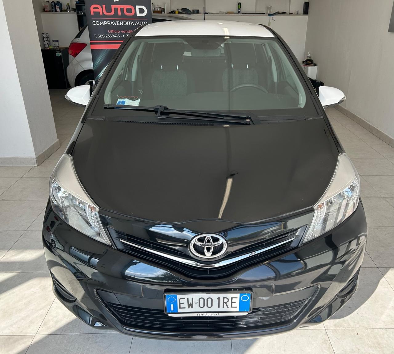 Toyota Yaris 1.0 benzina 51 kw 2014