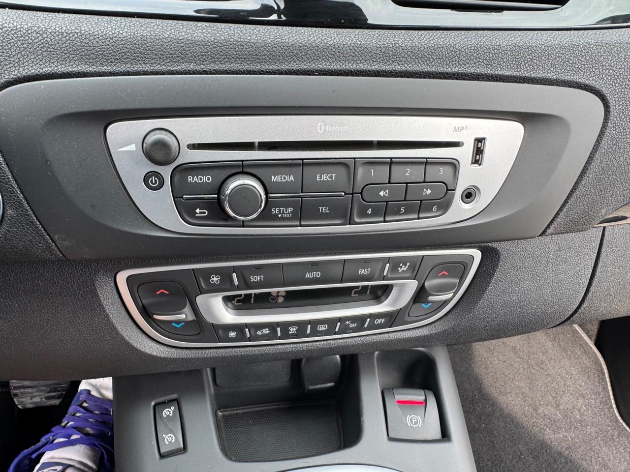 Renault Scenic 1.5 dCi 110CV neopatentato