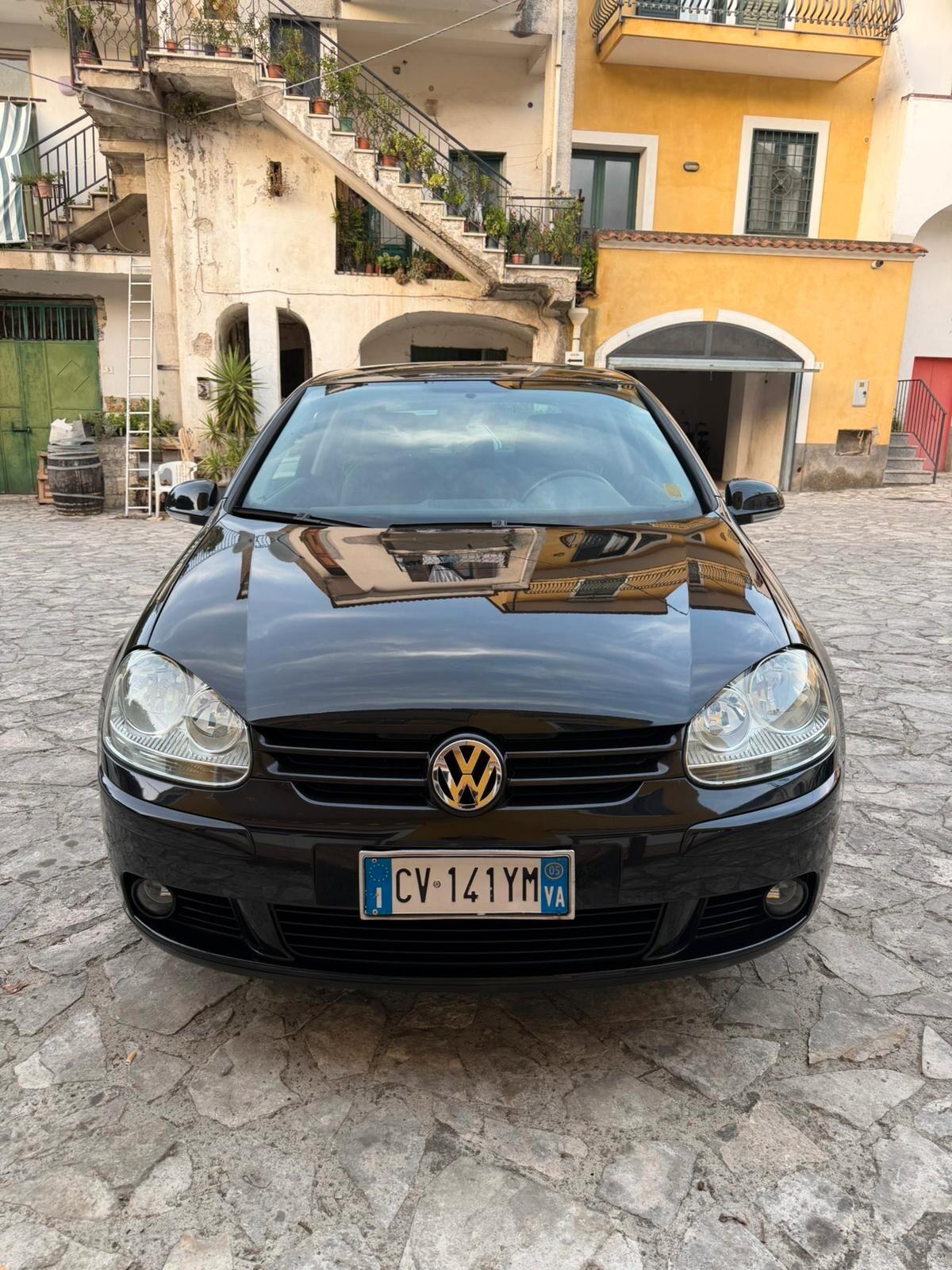 Volkswagen Golf 1.6 16V FSI 3p. Comfortline