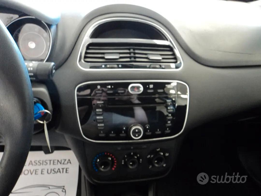 Fiat Punto 1.2 benzina con gancio traino