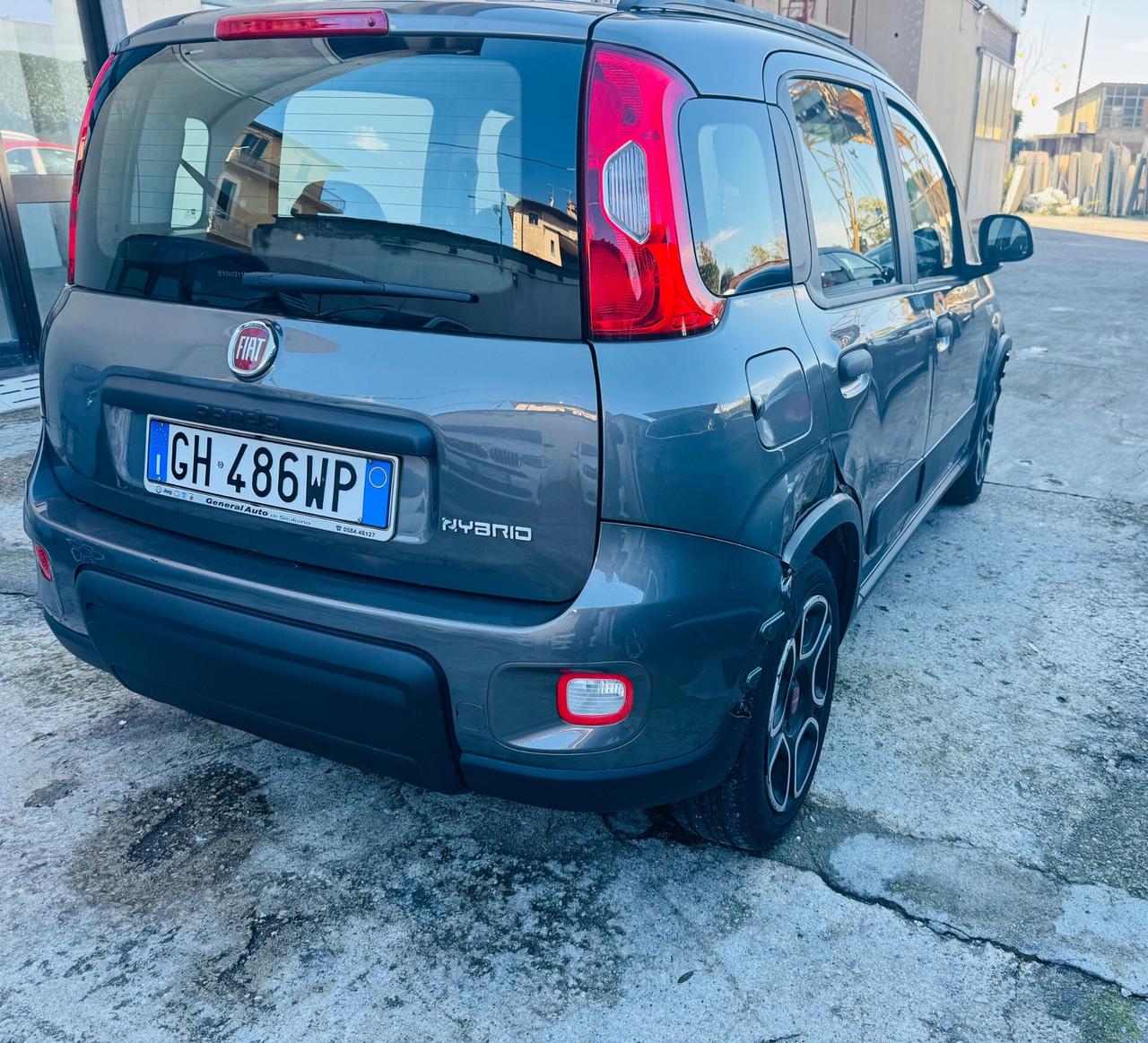 Fiat panda ibrida benzina Sport ok neopatentati