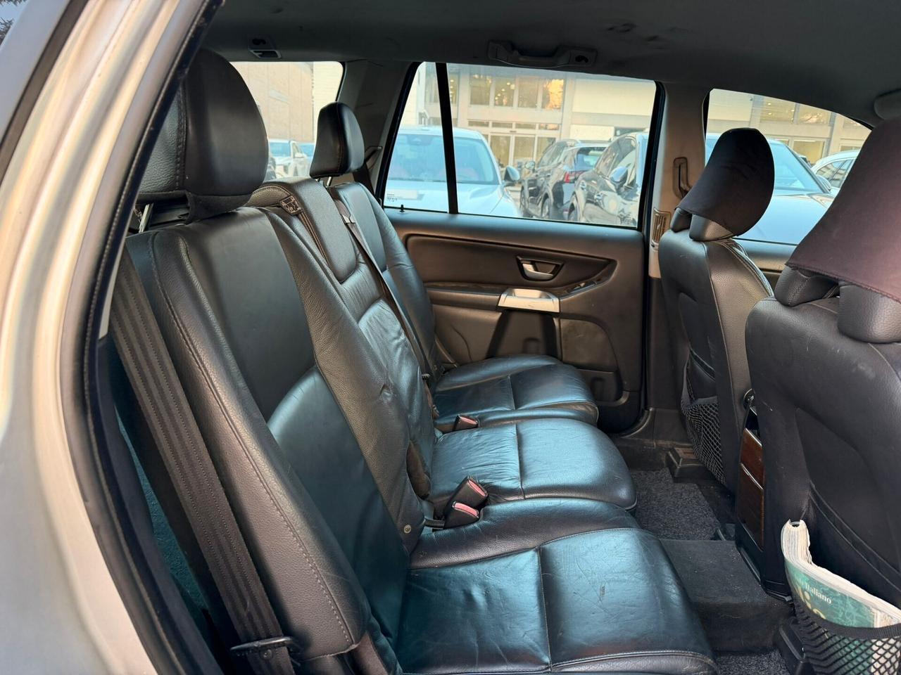 Volvo XC 90 XC90 2.4 D5 185 CV AWD Momentum COMMERCIANTI