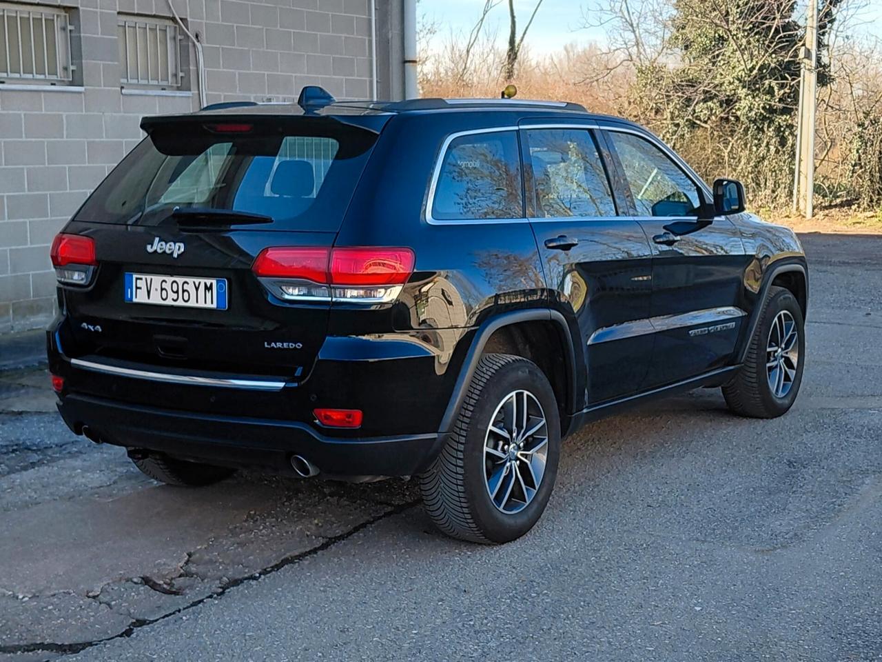 Jeep Grand Cherokee 190cv Laredo garanzia 12 mesi