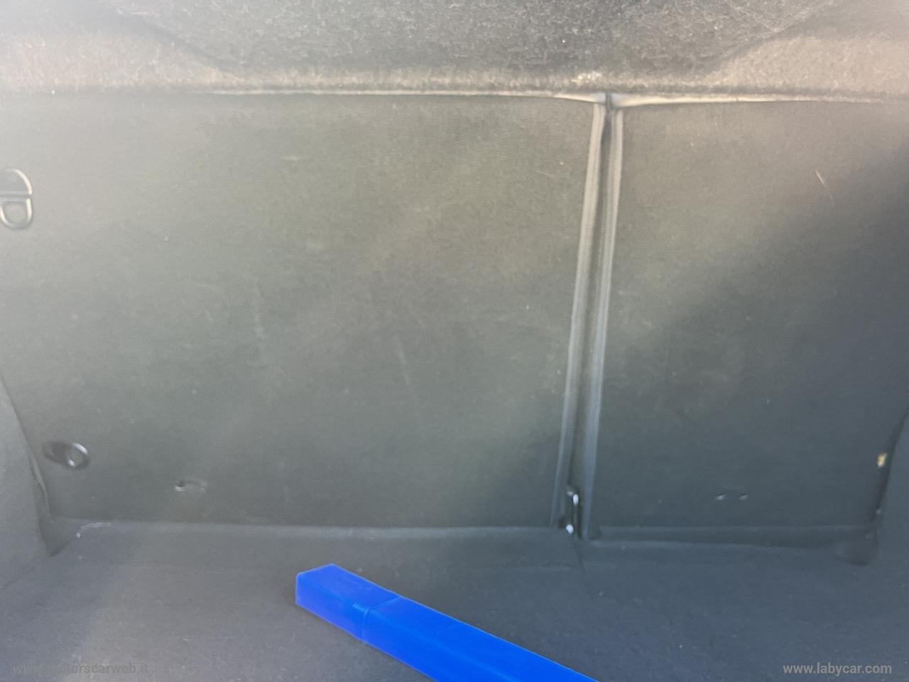 PEUGEOT 208 1.6 THP 200 CV 3p. GTi