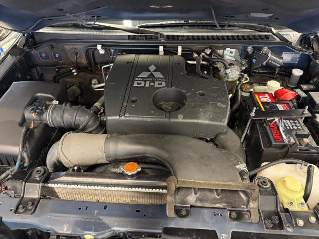 MITSUBISHI Pajero 3.2 DI-D 16V 3p. Intense