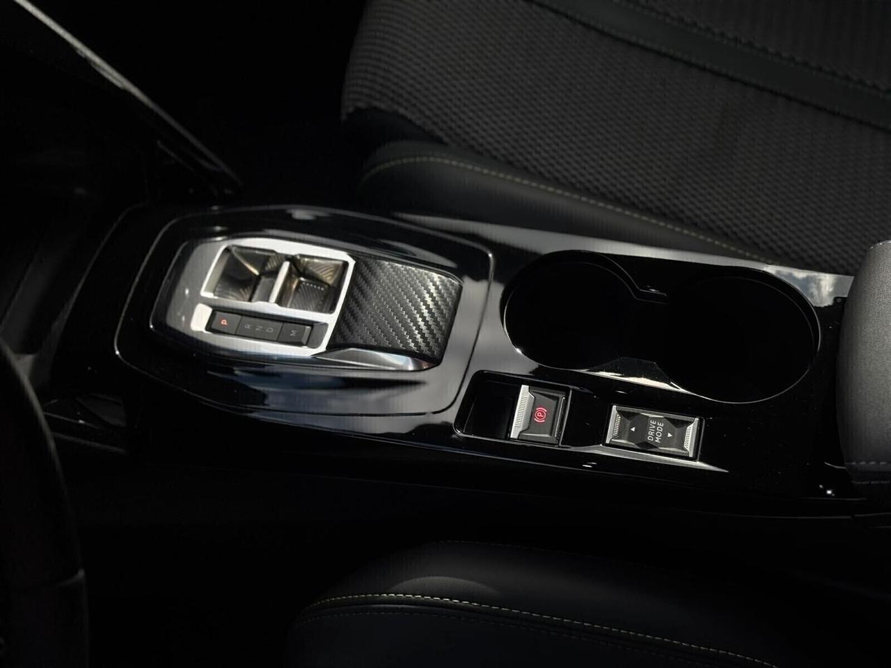 Peugeot 2008 PureTech 130 S&S EAT8 GT