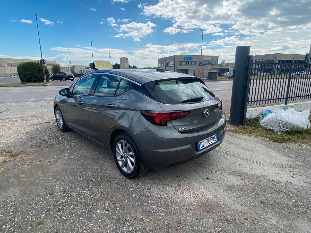 Opel Astra 1.2 Turbo 130 CV S&S 5 porte Business Elegance