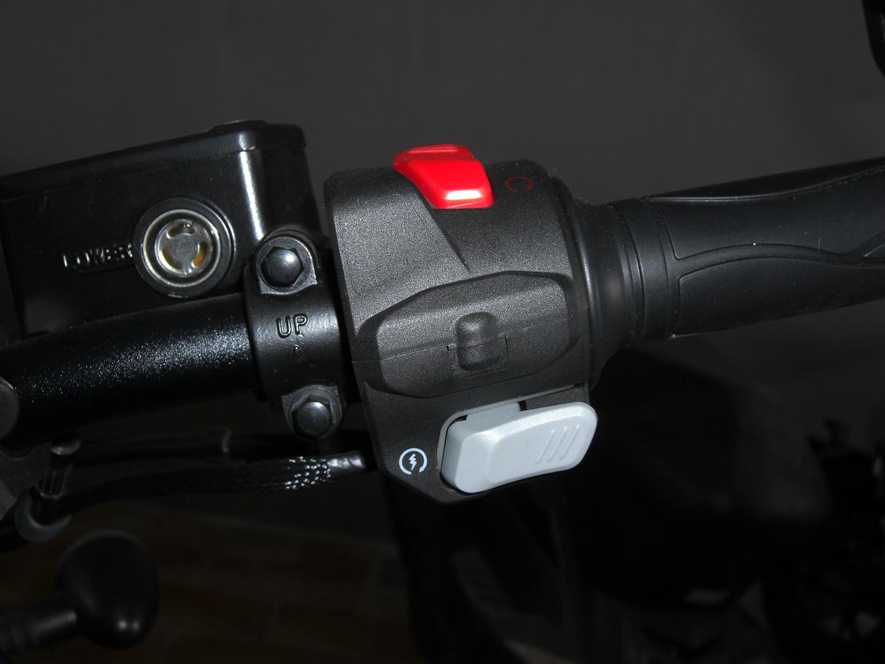 KEEWAY BENDA V302C