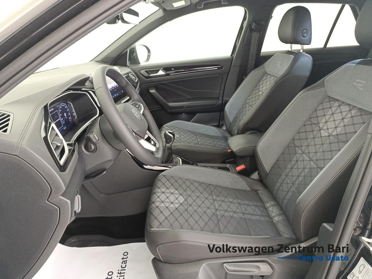 Volkswagen T-Roc 1.0 tsi r-line 110cv