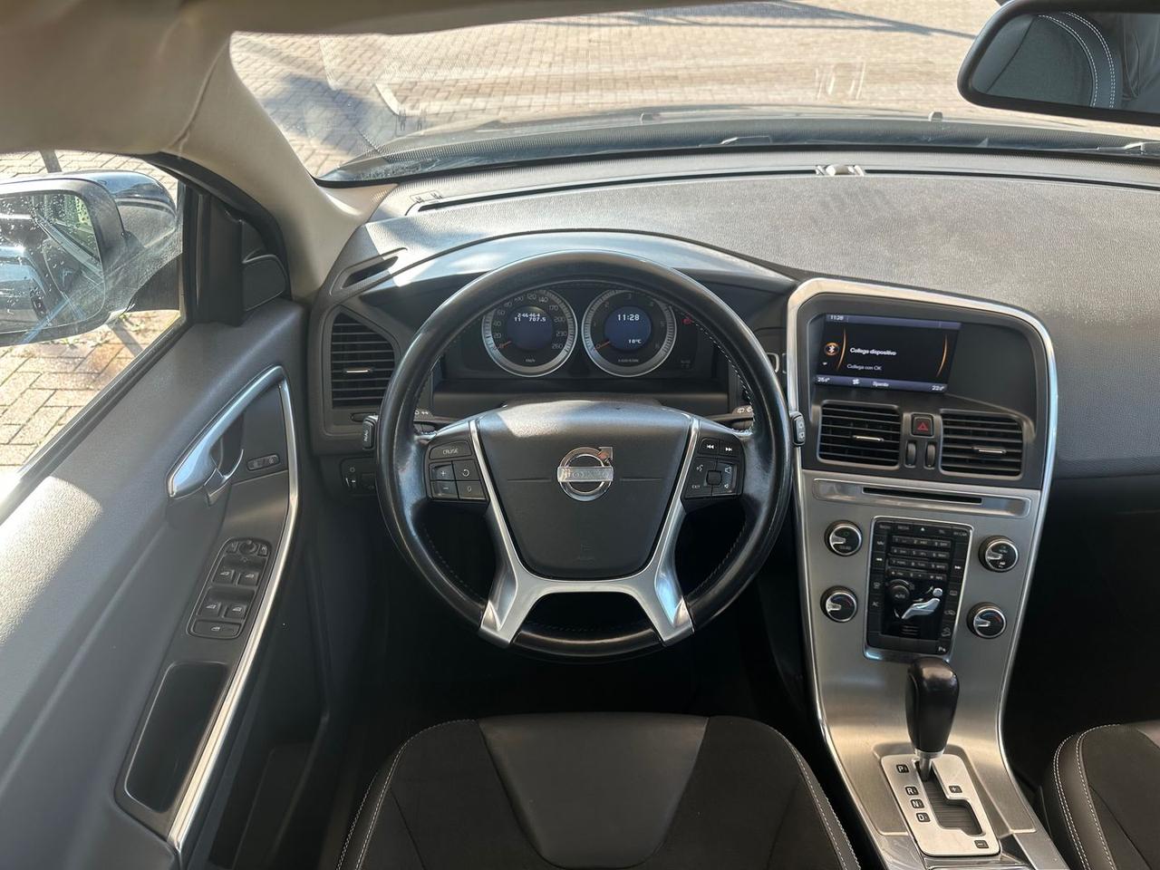 Volvo XC 60 2.4 D3 #7945