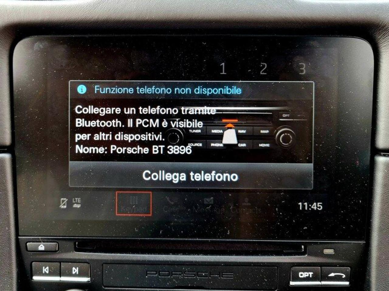 Porsche 718 Cayman GT4 PDK