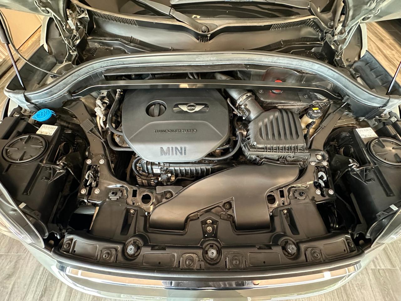 Mini Cooper Countryman 1.5 ALL4 benzina 136cv