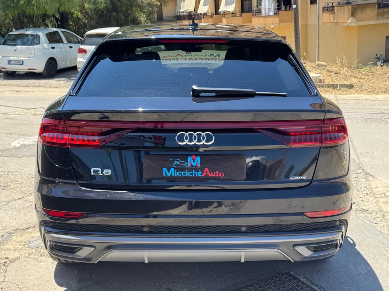 AUDI Q8 50 TDI 286 CV S-LINE SEDILI GUSCIO FULL