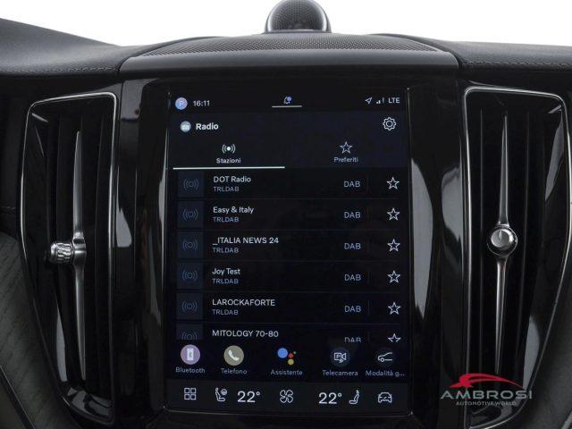 VOLVO XC60 B5 AWD automatico Ultimate Bright
