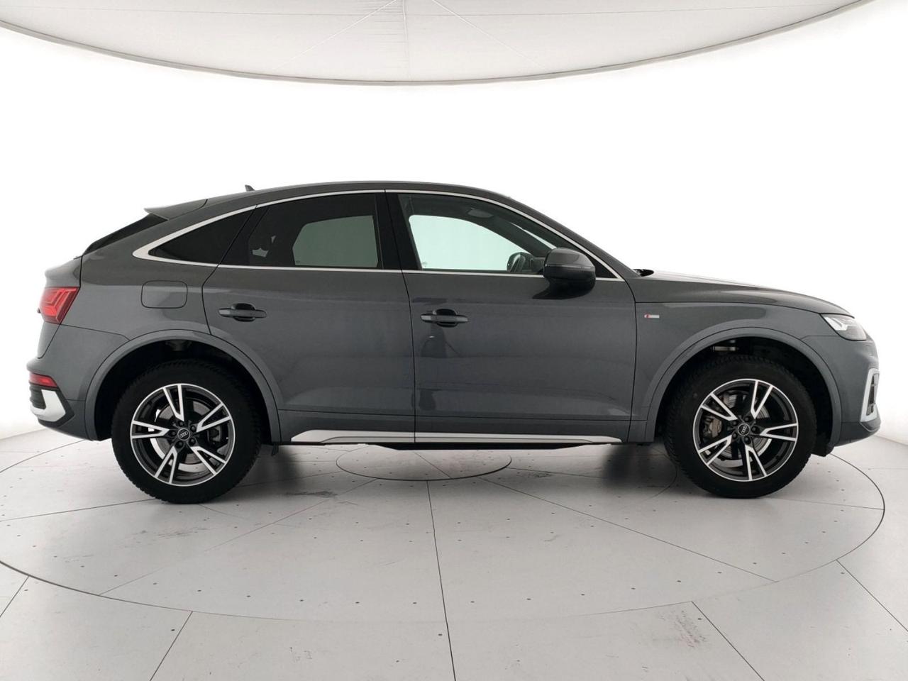 Audi Q5 sportback 40 2.0 tdi mhev 12v s line quattro s-tronic