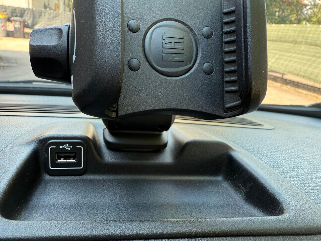 Fiat Panda 1.2 City Cross prezzo reale