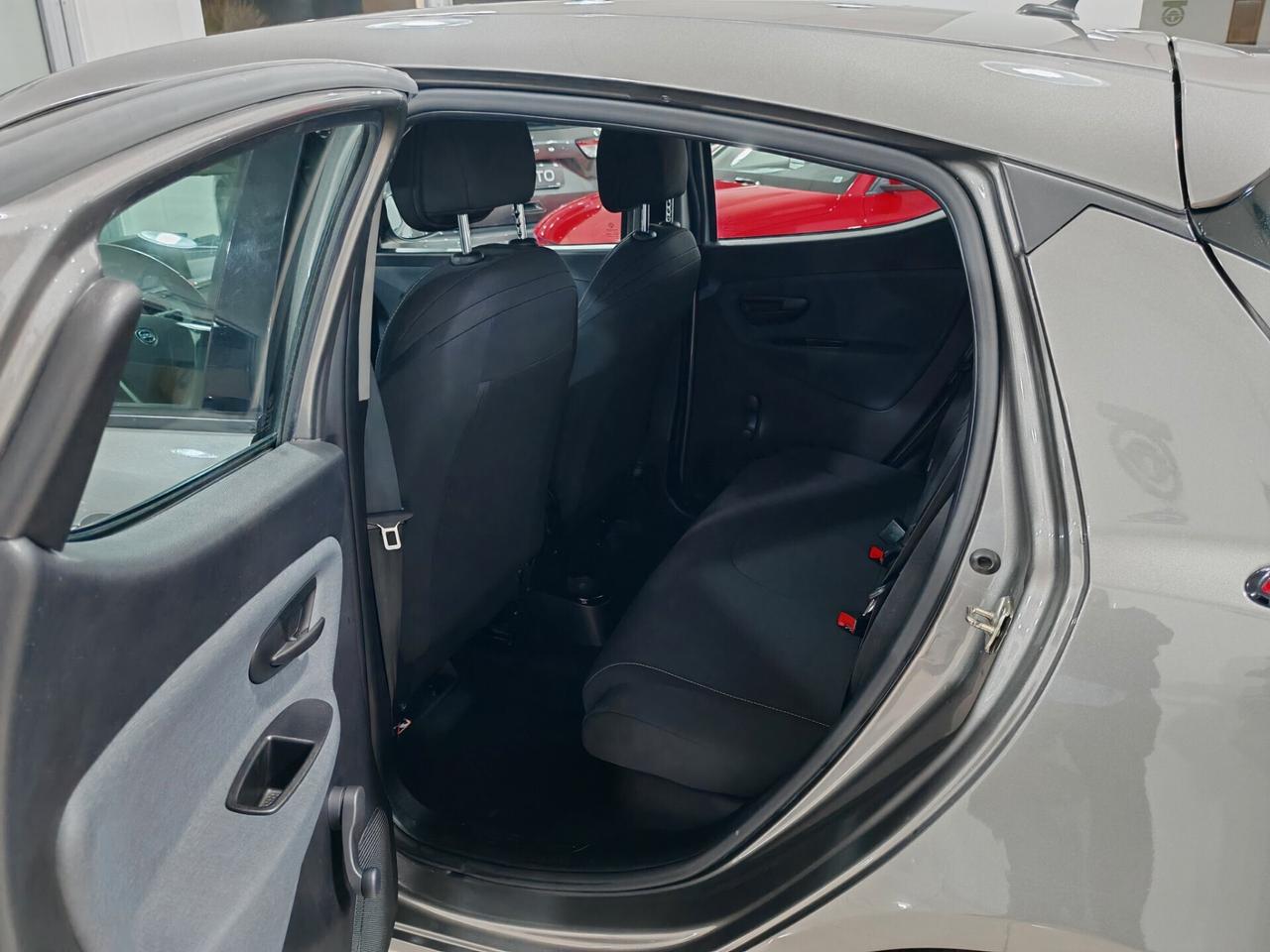 Lancia Ypsilon 1.0 Hybrid Gold 2023