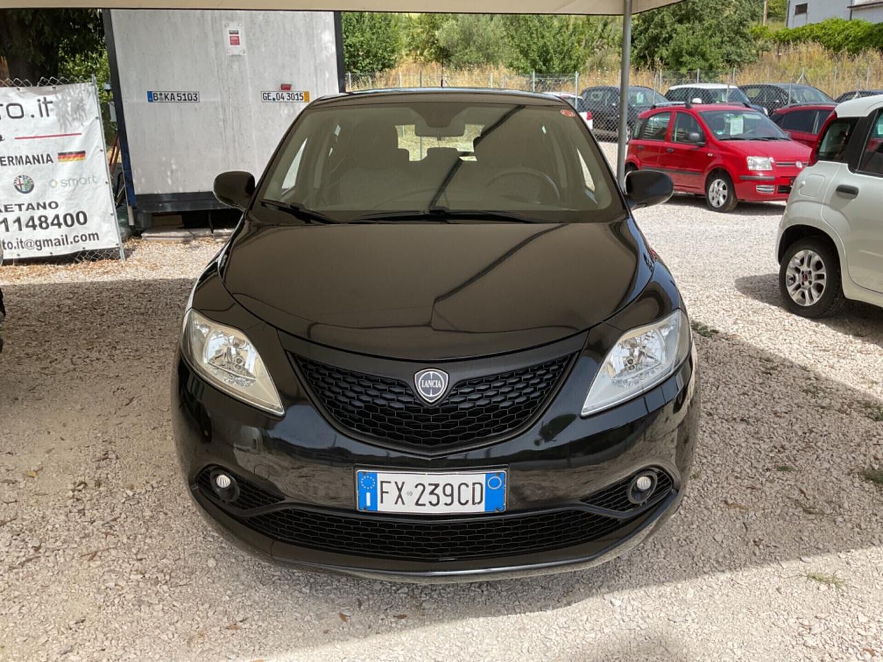 Lancia Ypsilon 1.2 69 CV 5 porte GPL Ecochic Elefantino Blu