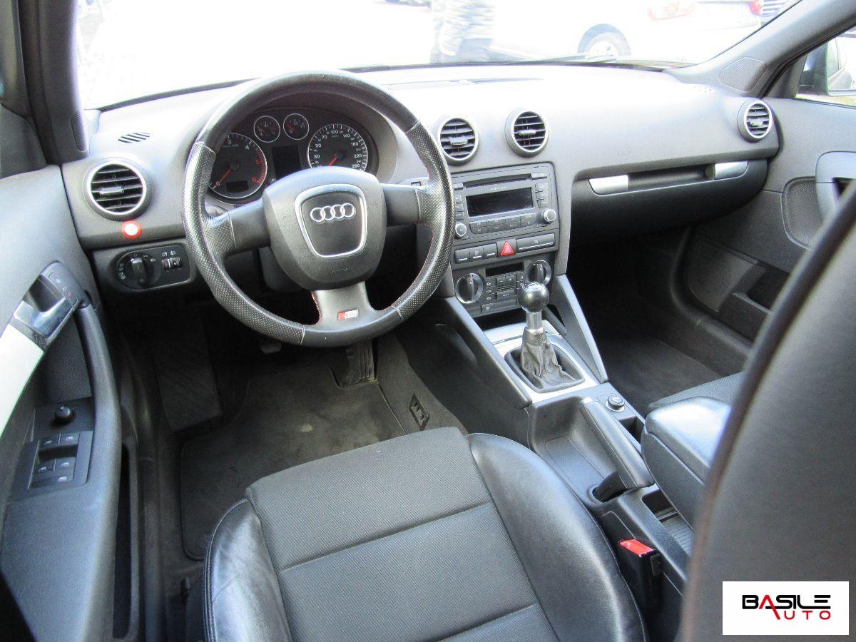 AUDI - A3 Sportback - 2.0 16V TDI S-LINE