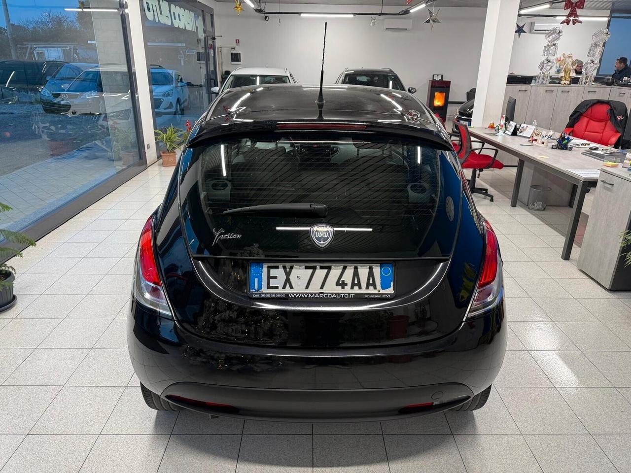 Lancia Ypsilon 1.2 benzina Neopatentati